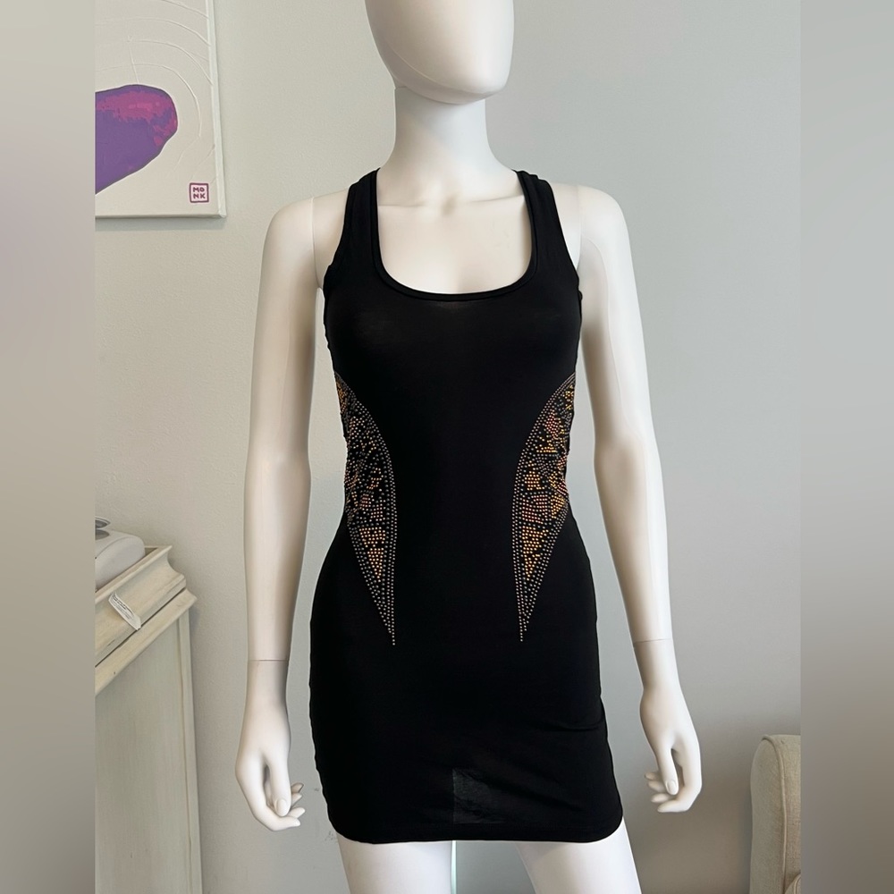 Torn long fitted racer back tank with bead detail. Black. Size XS
